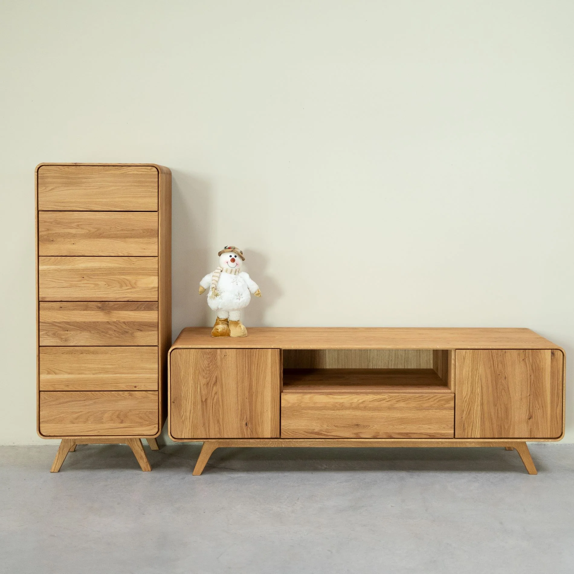 Meubles TV scandinaves en bois massif